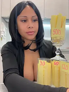 HaileyDiana online show from 04-23-26, 04:20