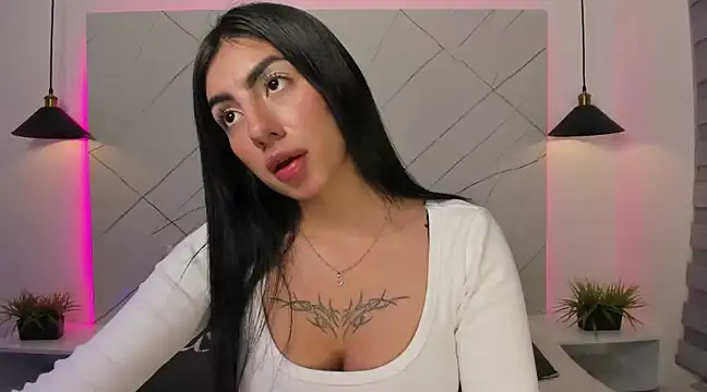 Snapshot of ANTONELLA__ROUSE_ chatting on 02-03-25, 04:25 ANTONELLA ROUSE online show from 02-03-25, 04:25