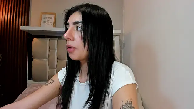 Snapshot of ANTONELLA__ROUSE_ chatting on 02-24-25, 04:04 ANTONELLA ROUSE online show from 02-24-25, 04:04