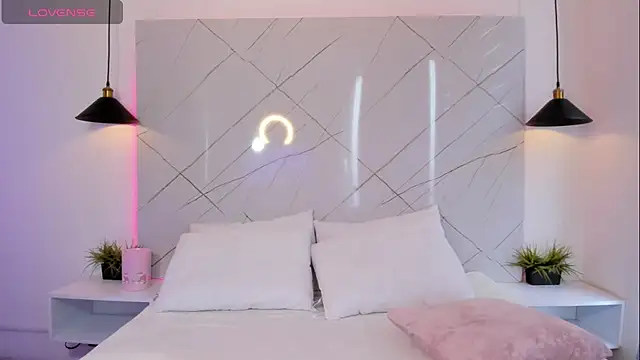 Snapshot of ANTONELLA__ROUSE_ chatting on 10-09-25, 07:45 ANTONELLA ROUSE online show from 10-09-25, 07:45