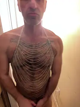 Snapshot of DaddySnowXX chatting on 03-18-25, 01:21 DaddySnowXX online show from 03-18-25, 01:21