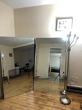 Snapshot of DaddySnowXX chatting on 09-27-25, 05:23 DaddySnowXX online show from 09-27-25, 05:23