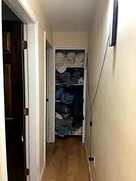 Snapshot of DaddySnowXX chatting on 10-26-25, 02:17 DaddySnowXX online show from 10-26-25, 02:17