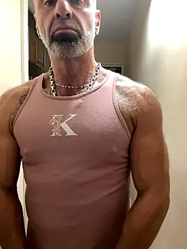 Snapshot of DaddySnowXX chatting on 11-03-25, 10:32 DaddySnowXX online show from 11-03-25, 10:32