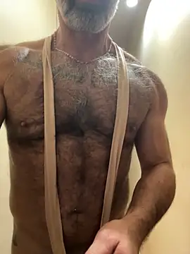 Snapshot of DaddySnowXX chatting on 11-22-25, 01:04 DaddySnowXX online show from 11-22-25, 01:04