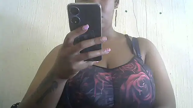 NippleMilkXx online show from 01-20-25, 06:21