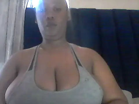 NippleMilkXx online show from 10-16-25, 09:21