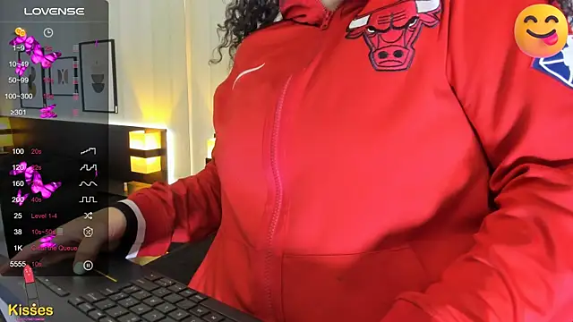 Valeria  soler online show from 01-25-25, 12:37