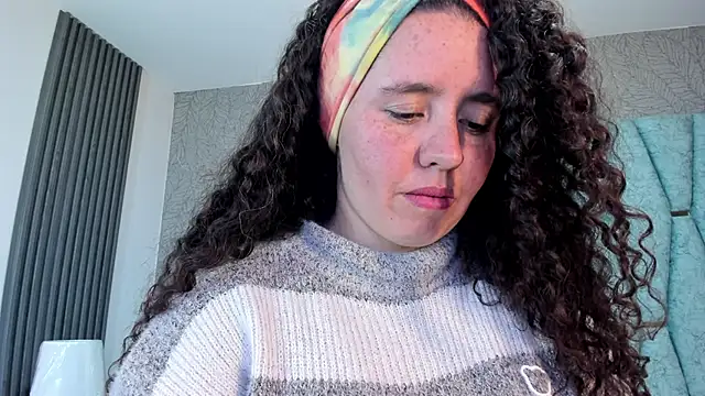 Valeria  soler online show from 09-18-25, 04:53