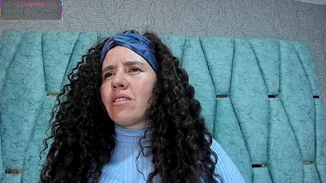 Valeria  soler online show from 10-12-25, 01:21