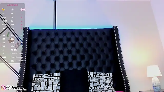  evelin diaz online show from 01-21-25, 03:21