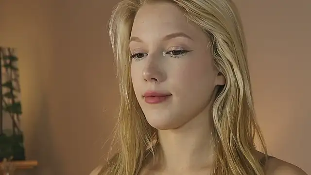 AliceLebel online show from 09-11-25, 04:12