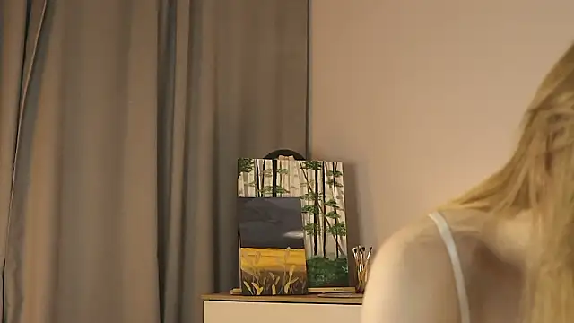 AliceLebel online show from 02-08-26, 03:48