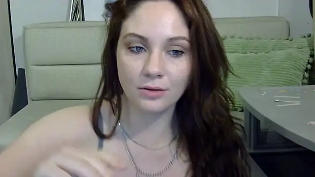 emerieskye20 online show from 03-03-25, 07:06