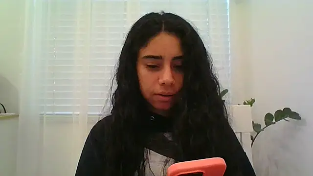 Snapshot of catrinasexy19 chatting on 12-11-24, 09:23 catrinasexy19 online show from 12-11-24, 09:23