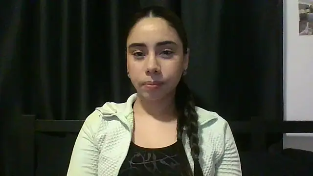 Snapshot of catrinasexy19 chatting on 03-10-25, 01:23 catrinasexy19 online show from 03-10-25, 01:23