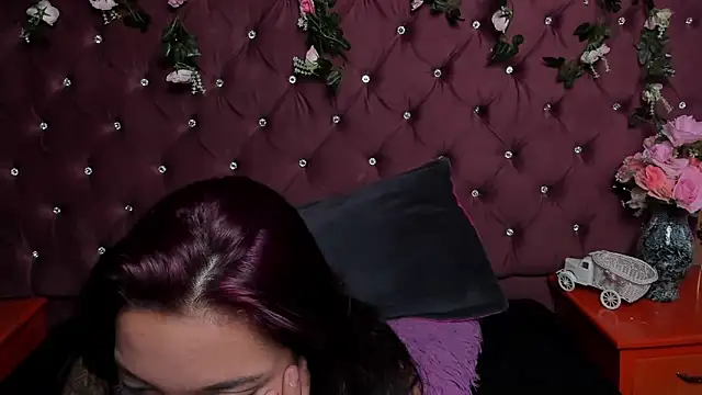 MaddyHudson online show from 01-11-25, 08:54