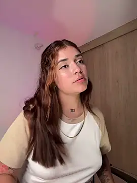 JoselinFlower  online show from 12-04-24, 06:33