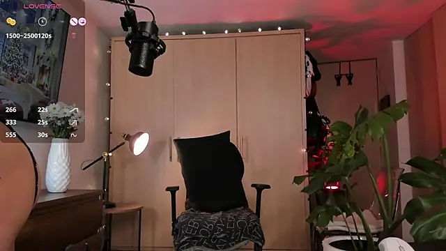 Snapshot of ariana_fitl_ chatting on 12-03-24, 02:47 ariana fitl online show from 12-03-24, 02:47