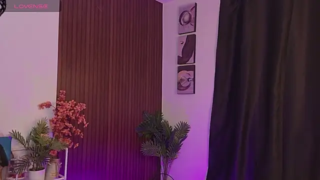 Snapshot of mulata_1ch chatting on 06-11-26, 02:53 mulata 1ch online show from 06-11-26, 02:53