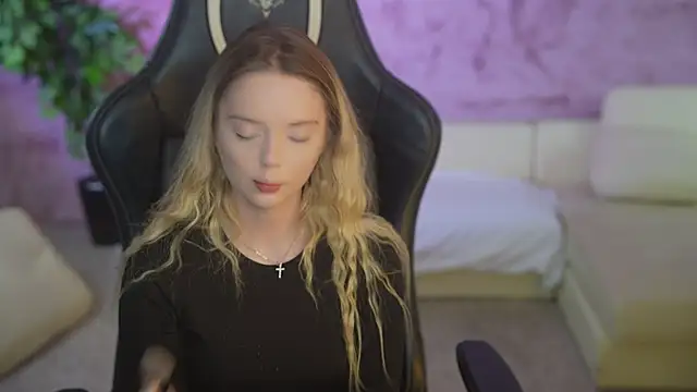 Cassy-Celestial  online show from 10-03-25, 04:09