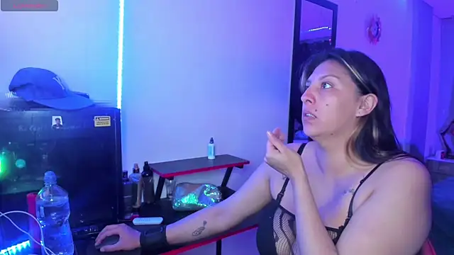 MIABOOBS   online show from 09-22-25, 08:44