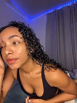 nicoleebony1 online show from 10-14-25, 07:03