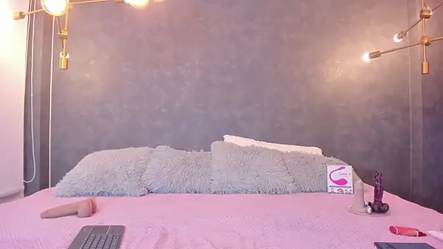 leigh-angels online show from 11-14-25, 10:51