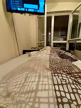 Jossi15 online show from 10-26-25, 09:42