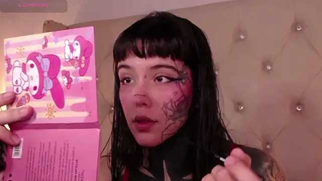 SylveonFox online show from 12-18-24, 01:12