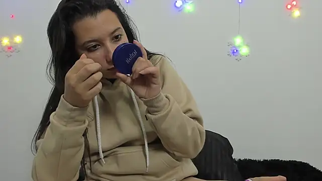 cami-01 online show from 12-22-24, 10:58