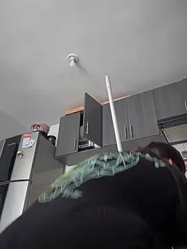 Sol biglips online show from 02-26-25, 05:39