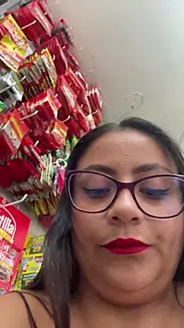 Snapshot of Sol_biglips chatting on 11-30-25, 01:15 Sol biglips online show from 11-30-25, 01:15