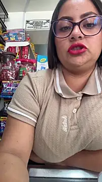 Snapshot of Sol_biglips chatting on 12-04-25, 05:21 Sol biglips online show from 12-04-25, 05:21