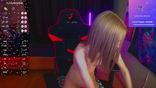 Snapshot of Anita_Sparkle chatting on 12-16-24, 10:45 Anita Sparkle online show from 12-16-24, 10:45