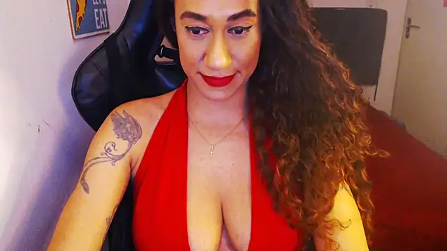 Snapshot of gauchinhaG chatting on 10-15-25, 04:51 gauchinhaG online show from 10-15-25, 04:51