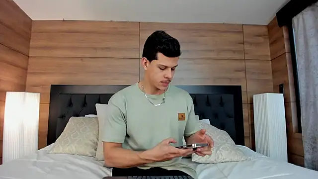 MarcoSullivan online show from 12-25-24, 07:24