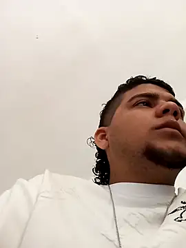 Snapshot of Nathan_mason_ chatting on 03-05-25, 01:06 Nathan mason online show from 03-05-25, 01:06