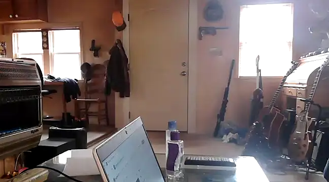 Snapshot of Bramro409 chatting on 01-16-25, 04:39 Bramro409 online show from 01-16-25, 04:39