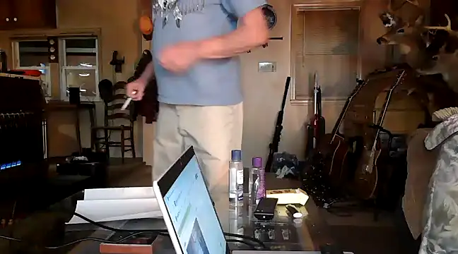 Snapshot of Bramro409 chatting on 01-17-25, 01:47 Bramro409 online show from 01-17-25, 01:47