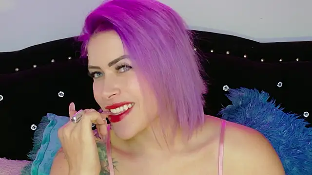 Natalia Montoya online show from 04-28-26, 09:36