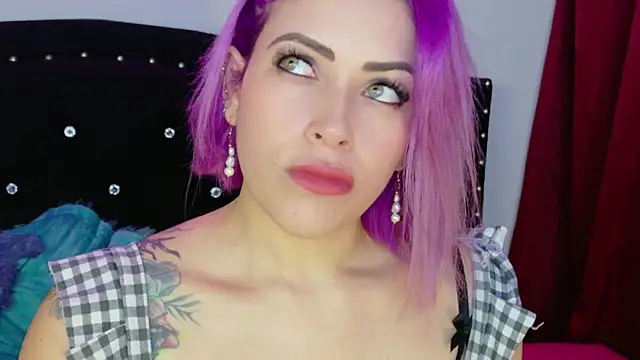 Snapshot of Natalia_Montoya chatting on 05-05-26, 11:46 Natalia Montoya online show from 05-05-26, 11:46