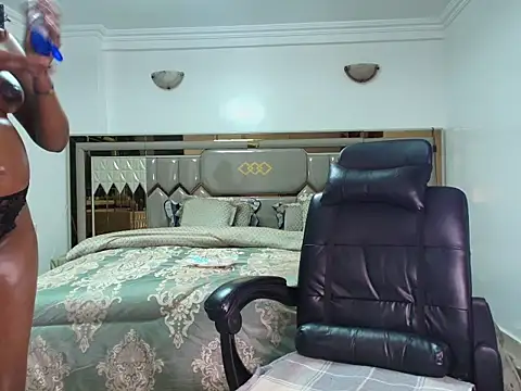 ebony shilly3 online show from 11-26-25, 12:00