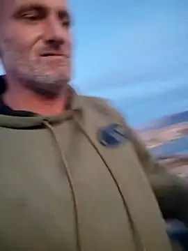 Snapshot of FloppyPickle4u chatting on 02-04-25, 01:23 FloppyPickle4u online show from 02-04-25, 01:23