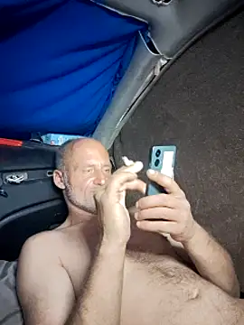 Snapshot of FloppyPickle4u chatting on 02-04-25, 10:32 FloppyPickle4u online show from 02-04-25, 10:32