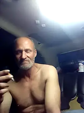 Snapshot of FloppyPickle4u chatting on 02-07-25, 09:26 FloppyPickle4u online show from 02-07-25, 09:26