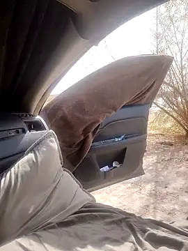 Snapshot of FloppyPickle4u chatting on 02-09-25, 07:19 FloppyPickle4u online show from 02-09-25, 07:19