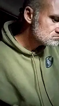 Snapshot of FloppyPickle4u chatting on 02-10-25, 04:30 FloppyPickle4u online show from 02-10-25, 04:30