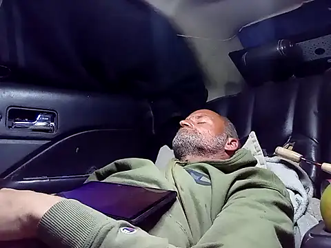 Snapshot of FloppyPickle4u chatting on 02-11-25, 04:01 FloppyPickle4u online show from 02-11-25, 04:01