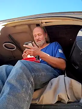 Snapshot of FloppyPickle4u chatting on 02-12-25, 04:00 FloppyPickle4u online show from 02-12-25, 04:00